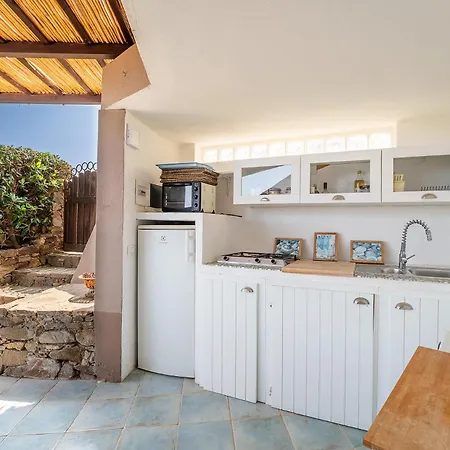 Ferienhaus Casa Cavalluccio, Sea View Southsardiniaholidays Chia